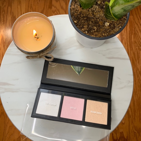 MAC Cosmetics Highlighter palette get lit - Picture 1 of 7